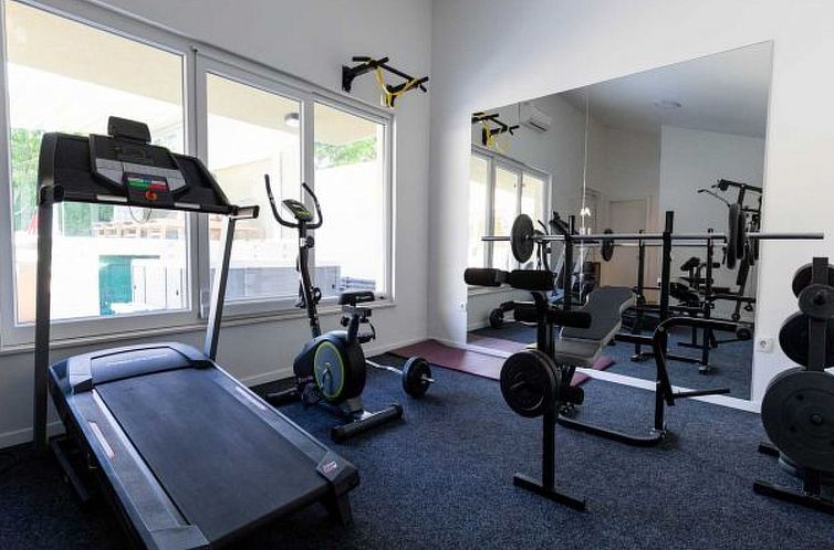 Vakantiehuis Great Villa Field Hills with sauna and jacuzzi