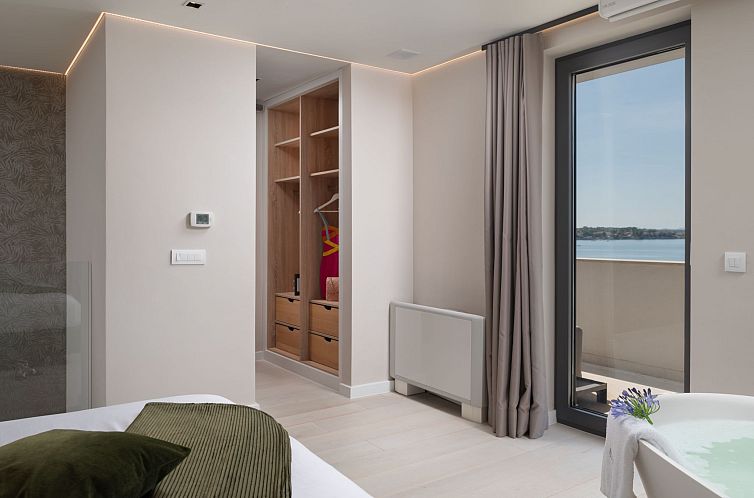 Vakantiehuis Four Seasons Vrsi