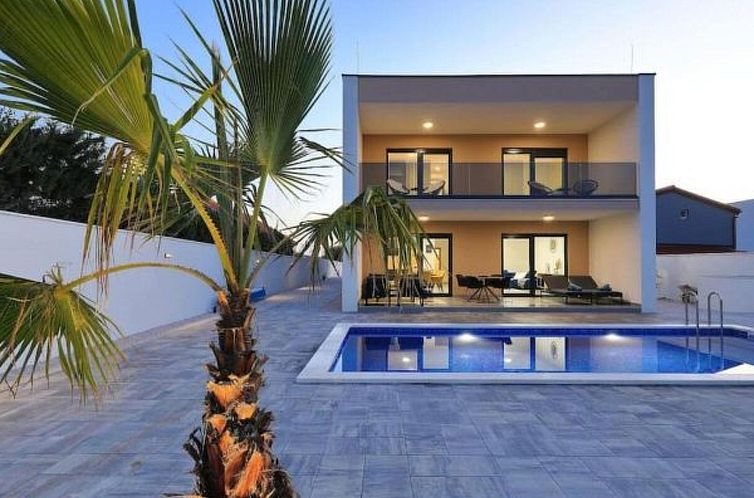 Unterkunft 10319626 - Ferienhaus Dalmatien - Vakantiehuis Villa Good Vibes with heated pool