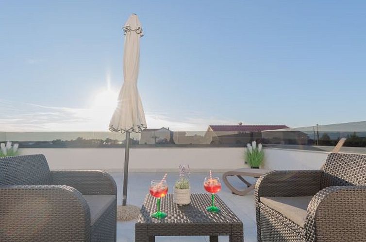 Vakantiehuis Stunning Villa Marea with a private pool