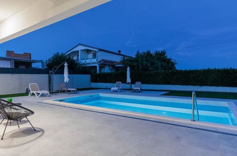 Vakantiehuis Stunning Villa Marea with a private pool