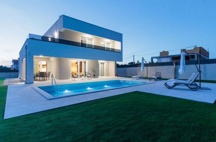 Vakantiehuis Stunning Villa Marea with a private pool