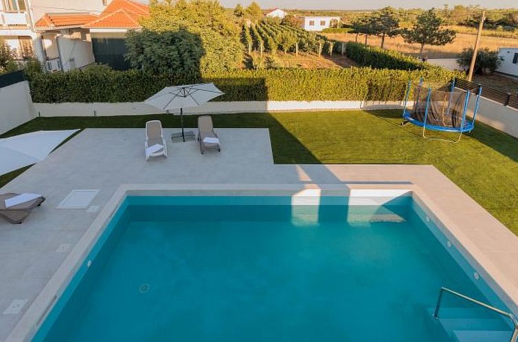 Vakantiehuis Stunning Villa Marea with a private pool