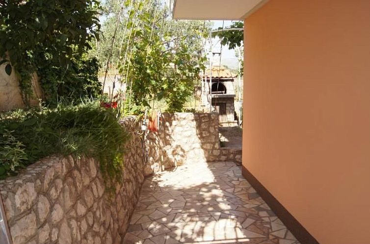 Appartement Erdgeschosswohnung mit viel Komfort und Terrasse