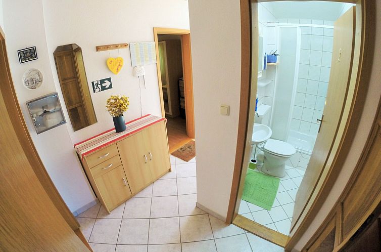 Appartement Wohnung mit Grill, Terrasse und Garten