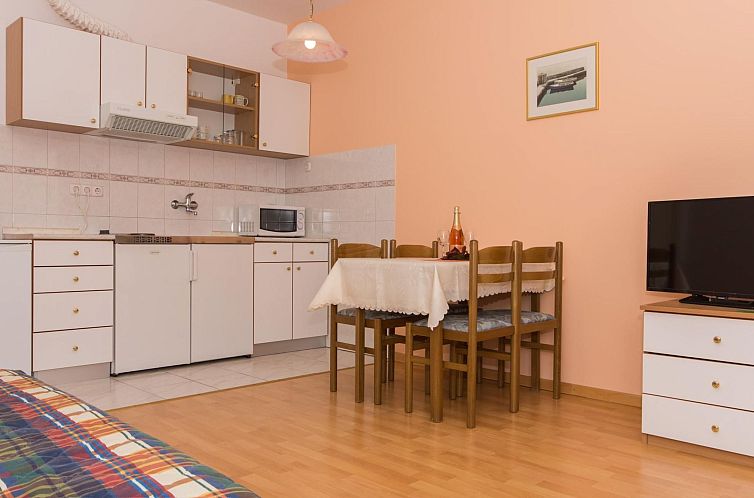 Appartement für vier Personen, mit einem Balkon