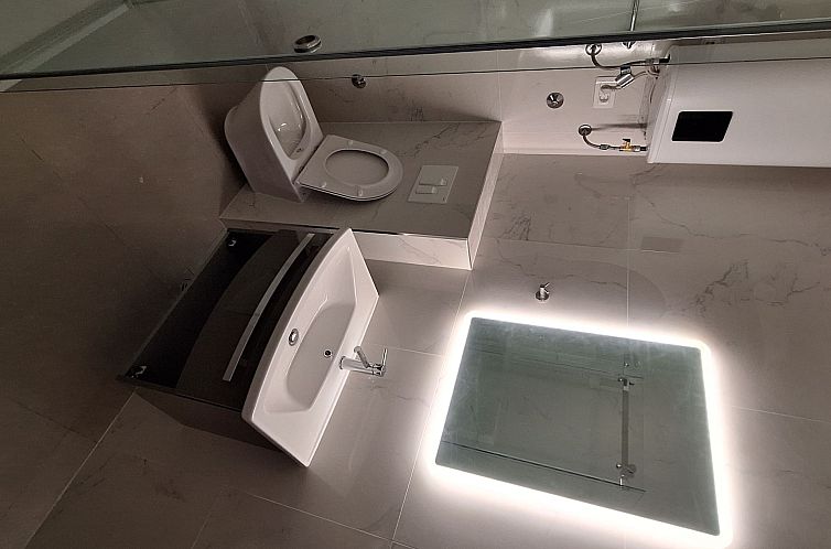 Appartement für vier Personen, mit einem Balkon