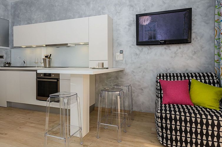 Appartement Charmantes Studio Irena - EOS CROATIA