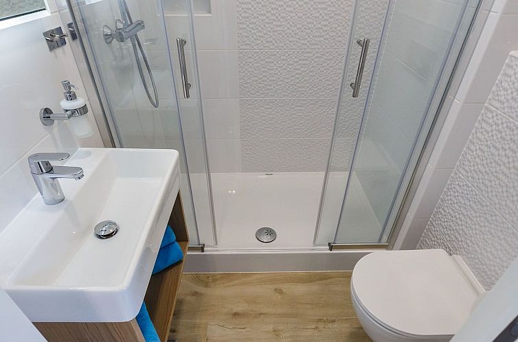 Appartement Charmantes Studio Irena - EOS CROATIA