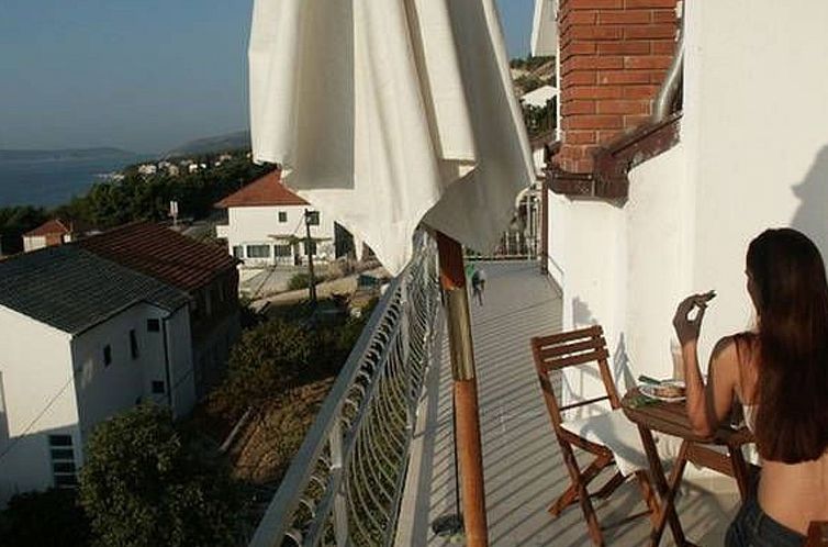 Appartement Gemütliche Wohnung in Seget Donji mit Grill und