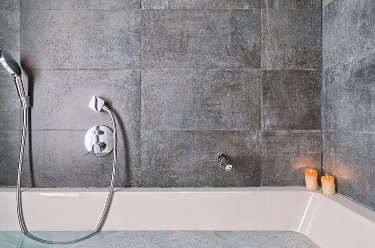 Vakantiehuis Luxuriöse Fünf-Sterne-Ferienvilla Astra Azzur