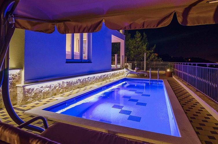 Vakantiehuis Luxuriöse Fünf-Sterne-Villa Magic