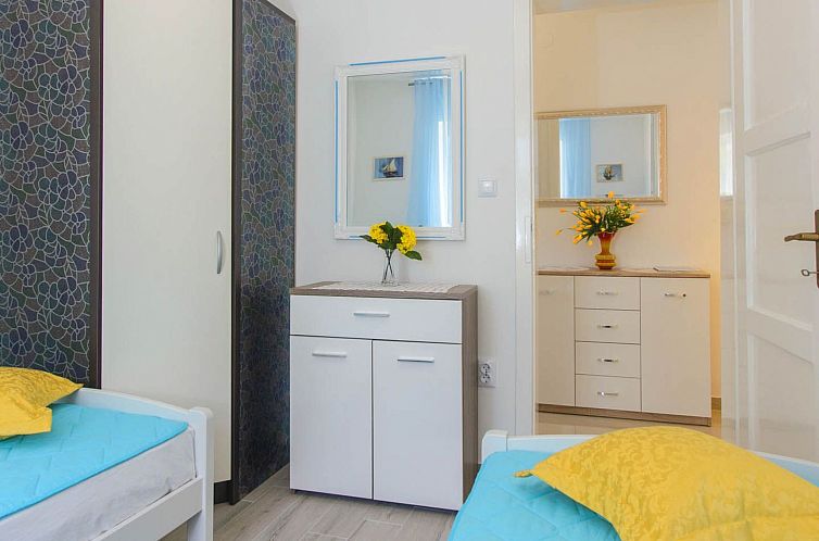 Vakantiehuis Charmantes Ferienhaus Amelie - EOS CROATIA