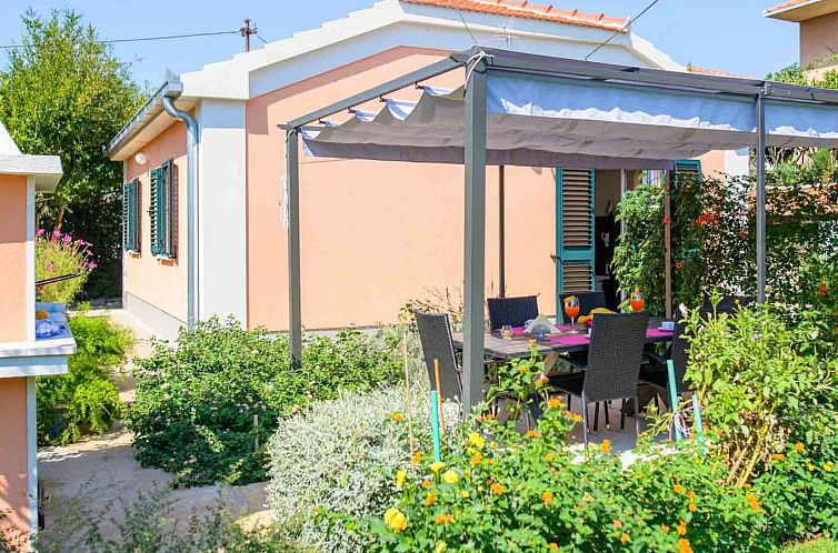 Vakantiehuis Charmantes Ferienhaus Amelie - EOS CROATIA