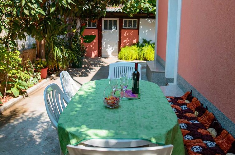 Vakantiehuis Charmantes Ferienhaus Amelie - EOS CROATIA