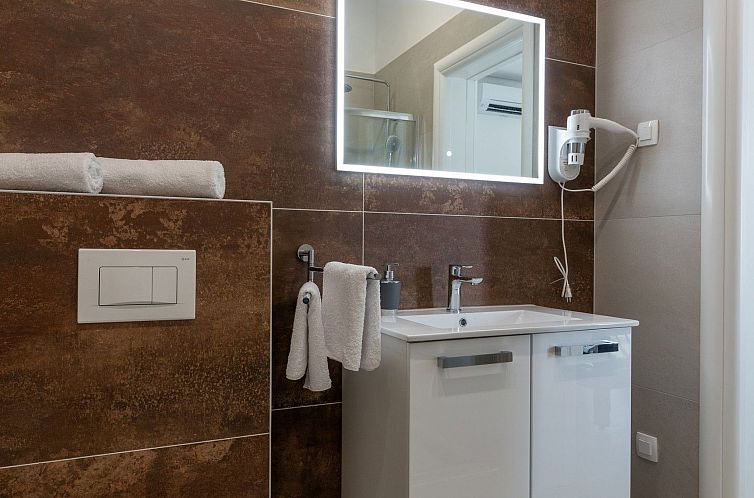 Vakantiehuis Luxuriöse Villa Fantasy mit Meerblick und Pool