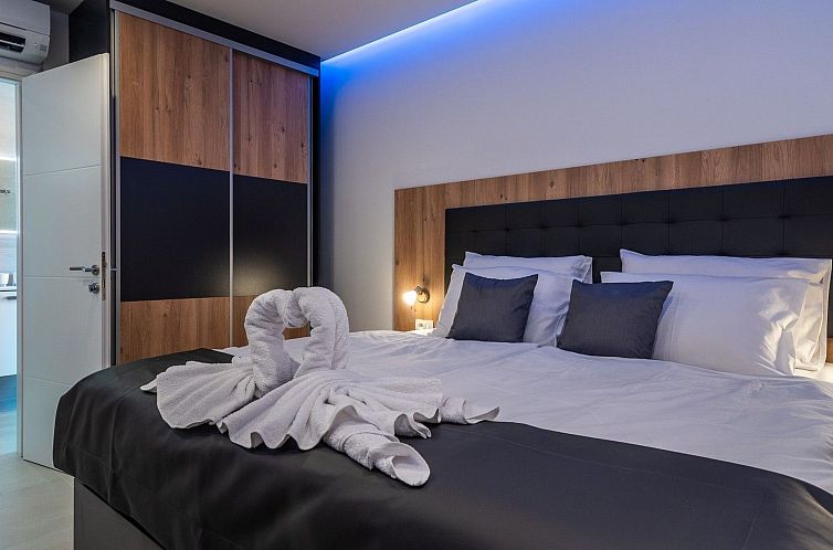 Vakantiehuis Luxuriöse Villa Fantasy mit Meerblick und Pool