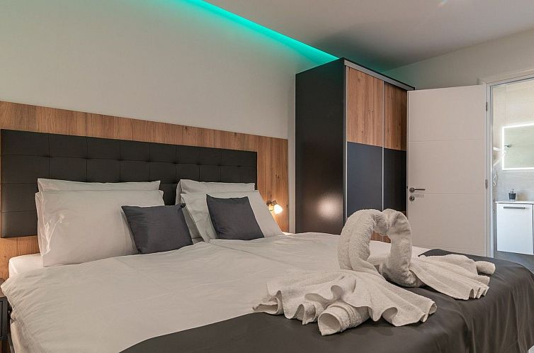 Vakantiehuis Luxuriöse Villa Fantasy mit Meerblick und Pool