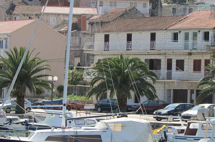 Appartement "Antun" am Strand