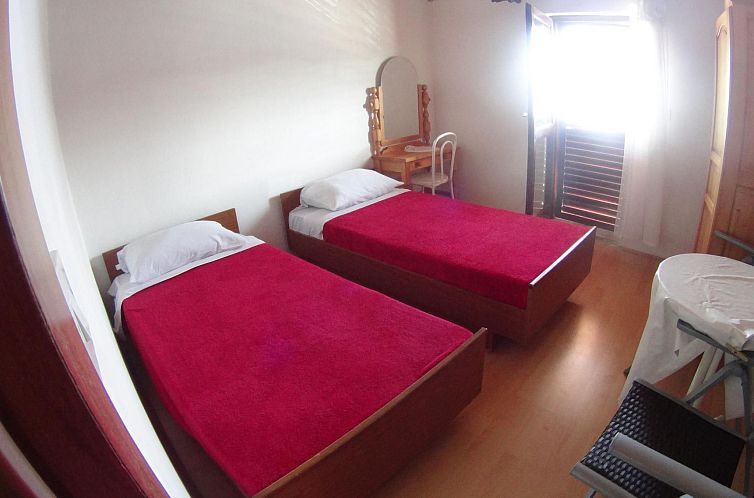 Appartement "Antun" am Strand