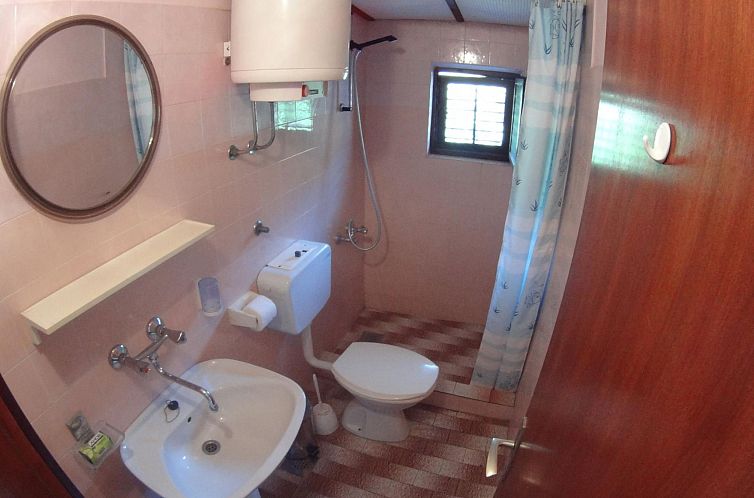 Appartement "Antun" am Strand