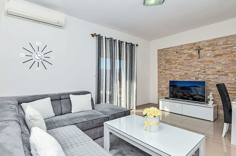 Vakantiehuis Holiday house Anetta