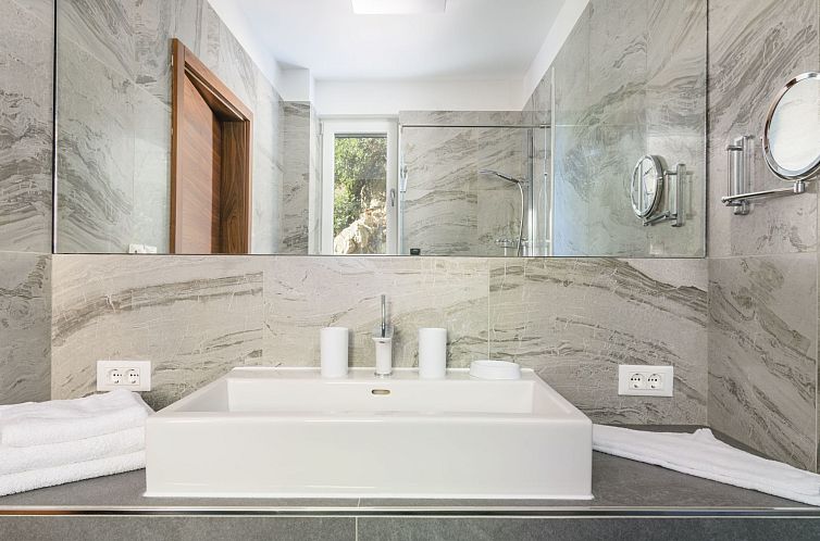 Appartement Villa by the Sea