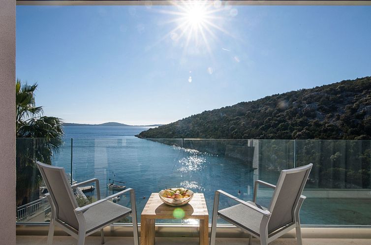 Appartement Villa by the Sea