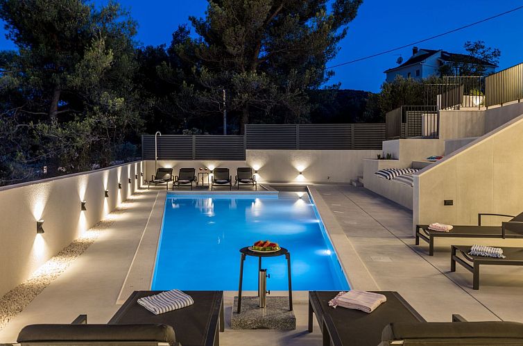 Vakantiehuis Mar Escape Villa mit Pool und Meerblick Kroatie