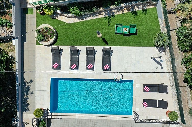 Vakantiehuis Steinvilla am Strand Nina - EOS CROATIA