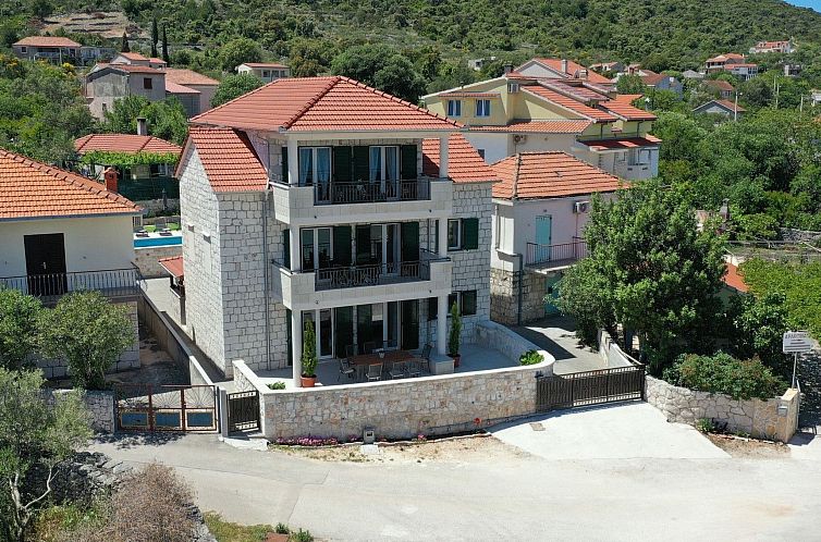 Vakantiehuis Steinvilla am Strand Nina - EOS CROATIA