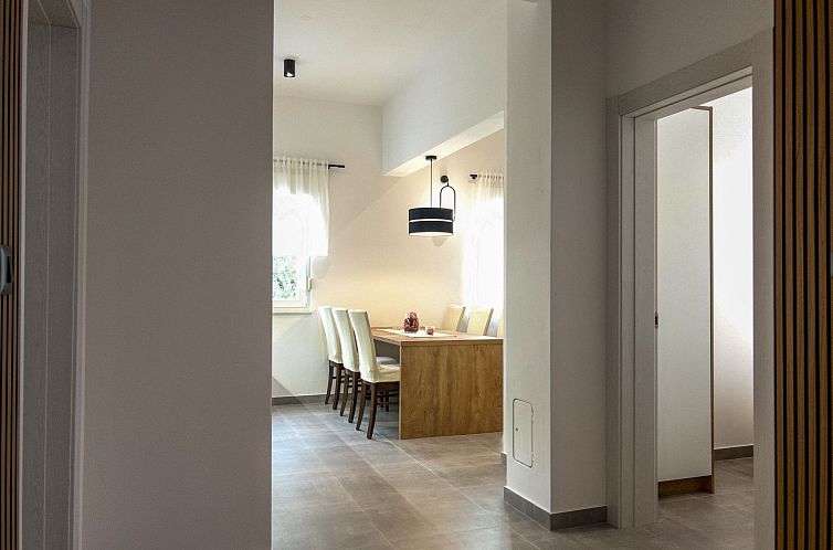 Appartement mit Terrasse