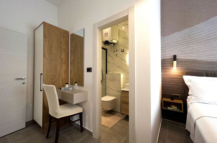 Appartement mit Terrasse