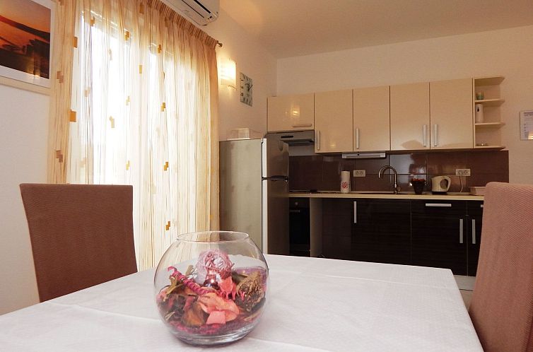 Appartement mit zwei Balkonen