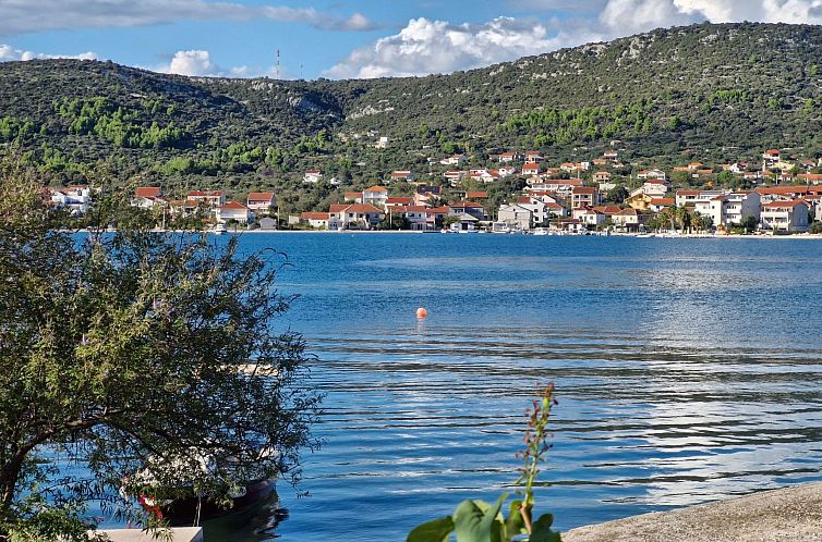 Appartement mit zwei Balkonen