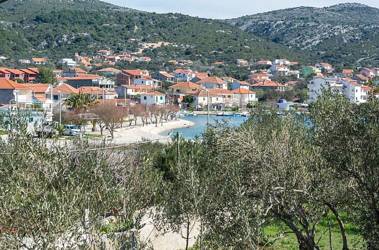 Vakantiehuis Modernes Ferienhaus mit Terrasse und Meerblick