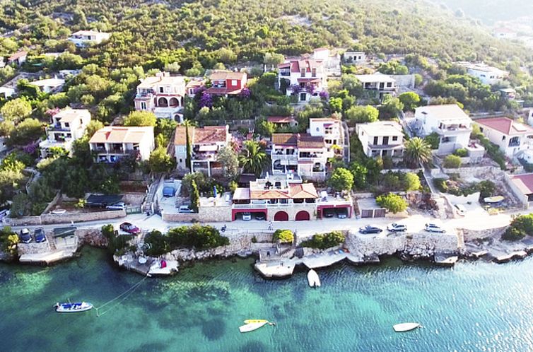 Appartement Wohnung "Carmen 4" direkt am Strand