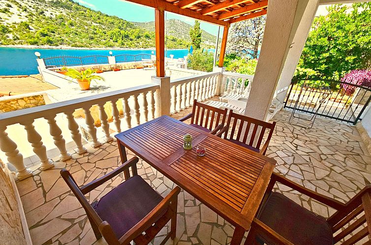 Appartement Wohnung "Carmen 4" direkt am Strand