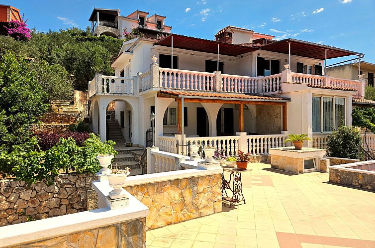 Appartement Wohnung "Carmen 4" direkt am Strand