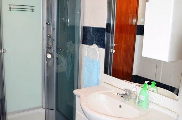 Appartement Wohnung in Vinišće mit privatem Parkplatz