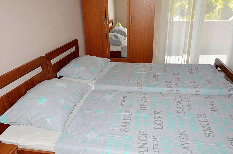 Appartement Wohnung in Vinišće mit privatem Parkplatz