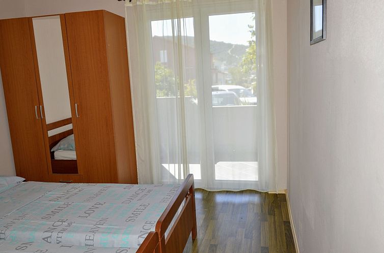 Appartement Wohnung in Vinišće mit privatem Parkplatz