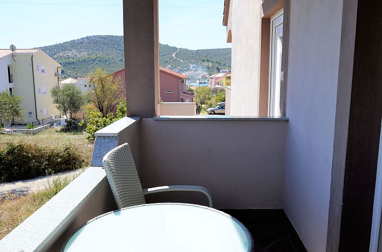 Appartement in Vinišće mit Barbecue