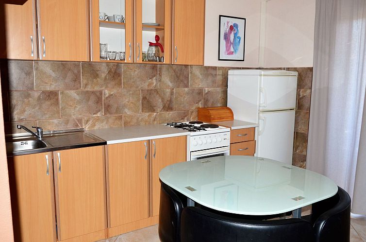 Appartement in Vinišće mit Barbecue