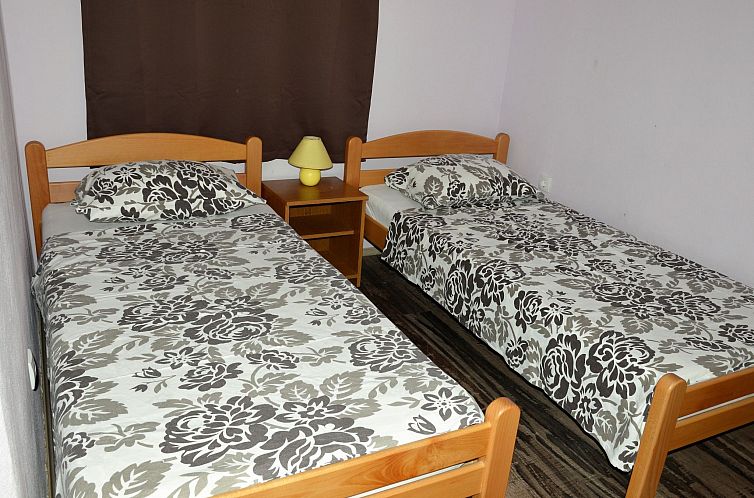 Appartement in Vinišće mit Barbecue