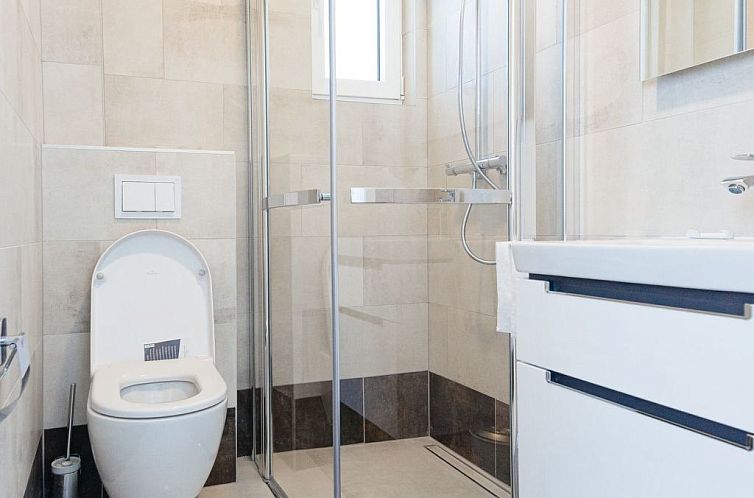 Vakantiehuis Gemütliches Ferienhaus in Vinišće mit Privat