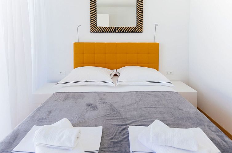 Vakantiehuis Gemütliches Ferienhaus in Vinišće mit Privat