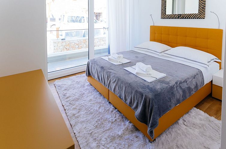 Vakantiehuis Gemütliches Ferienhaus in Vinišće mit Privat