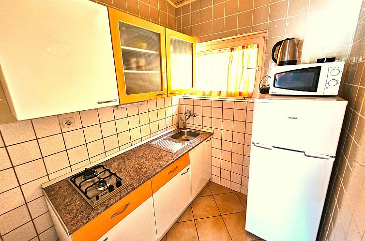 Appartement mit Balkon in der zweiten Etage