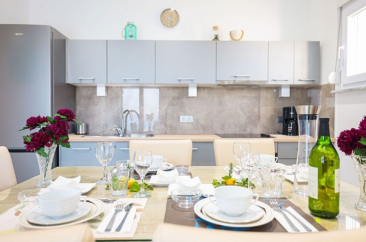 Appartement Apartment Sukosan